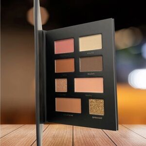 NIB! Mischo Beauty Limited Edition Eyeshadow Palette